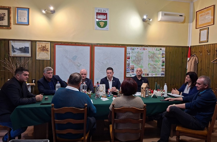 Egyeztetés a DAKÖV Kft-vel a közmeghallgatás után