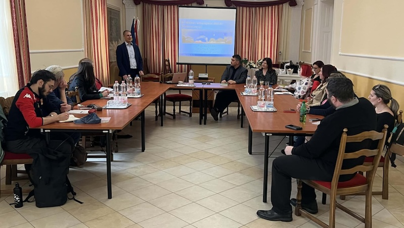 A Monori Tankerület kezdeményezésére megalakult az Antiszegregációs Munkacsoport