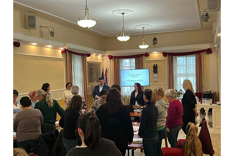 Letették esküjüket a szavazatszámláló bizottságok választott tagjai